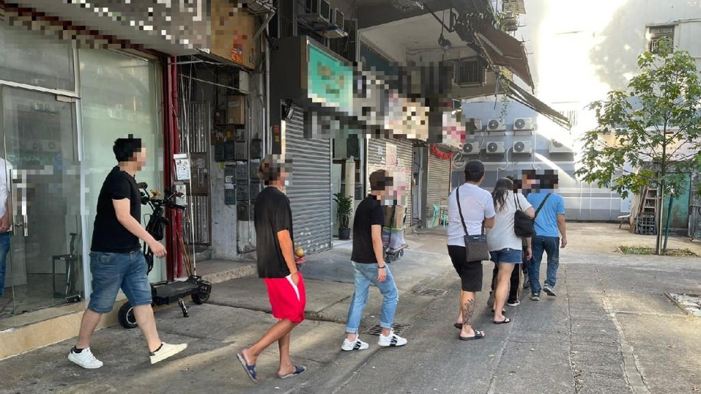 大埔警區在普益街搗破一個懷疑釣魚機賭檔。警方圖片