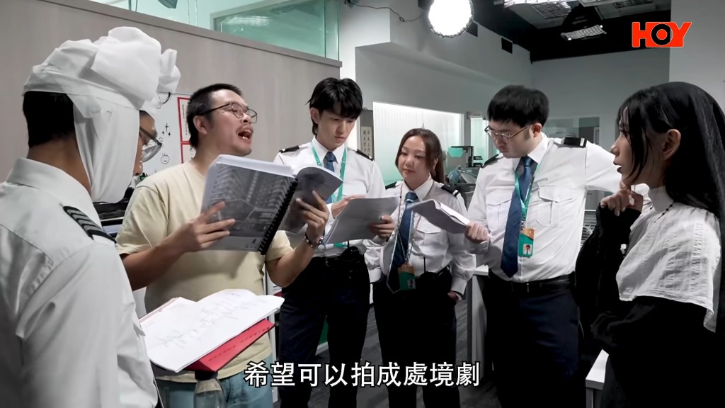 導演何爵天率領劇組圍讀劇本，銳意將《李寶安》打造成全新破格處境劇。