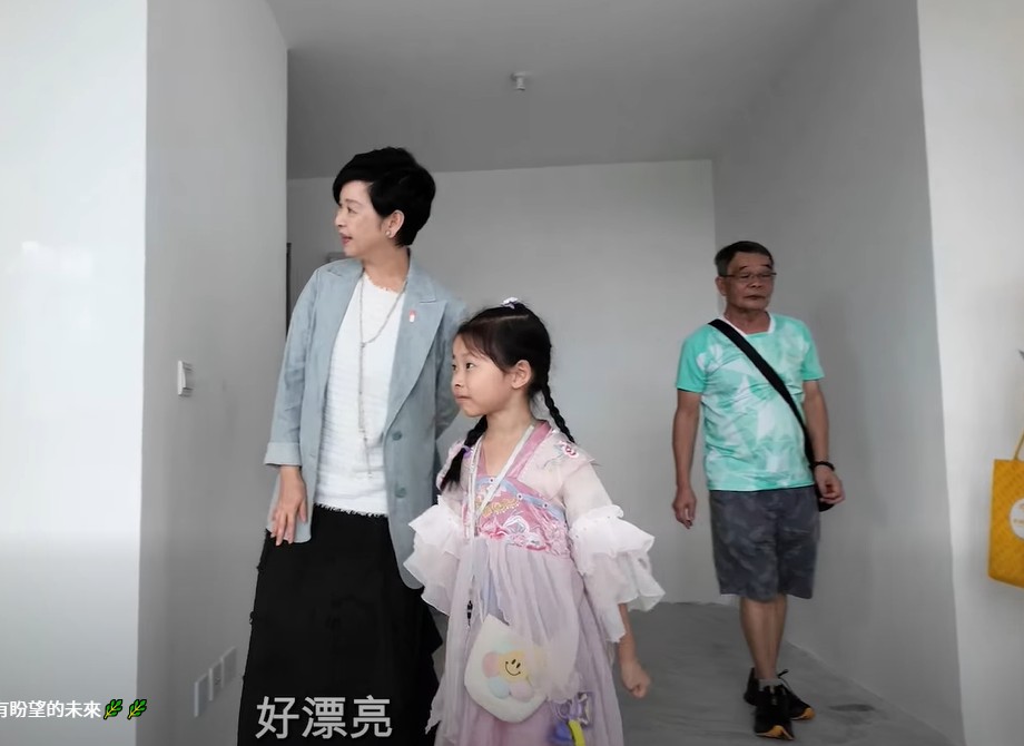 杜小朋友享自己未來與姐姐的房間布置。何永賢fb