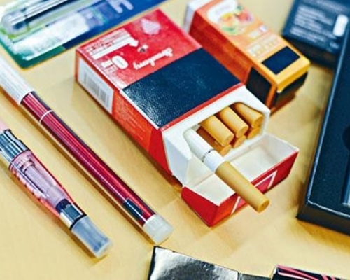 法國有男子疑似為買便宜香煙,違反國家禁令,遭罰款懲處。示意圖