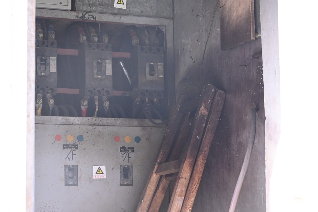 元朗泰利街2號成發工業大廈電錶房發生爆炸。