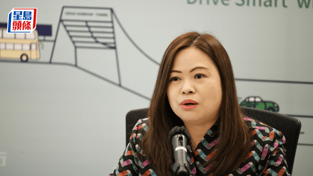 的士司機由即日起可以預約在荃灣、葵芳和中環林士街政府停車場，調校偵測裝置。資料圖片