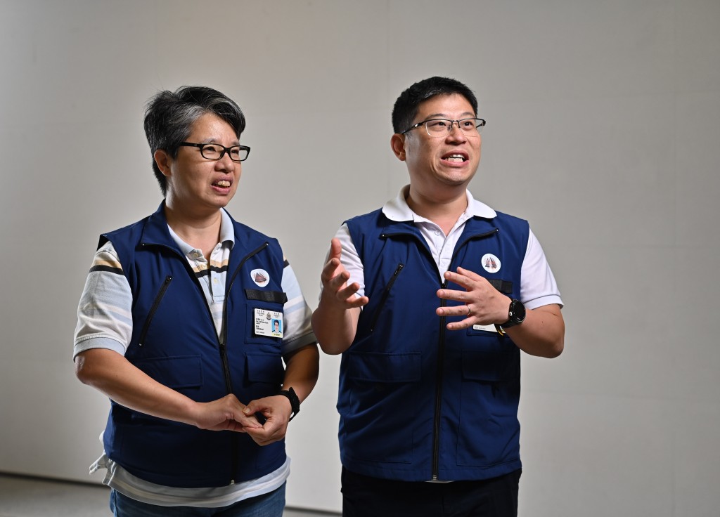 「科技罪案调查及应变小组」成员林秀珍(左)和郑博杰(右)表示，会致力将科技罪案疑犯绳之于法。