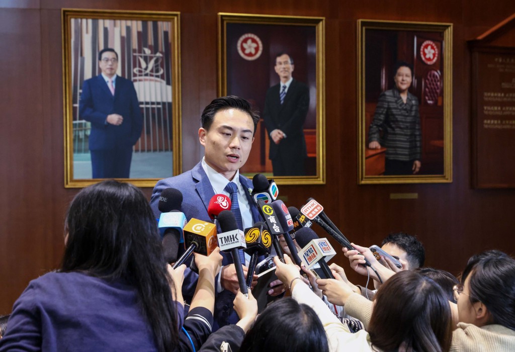 實政圓桌莊豪鋒成功從田北辰手上接棒,預料會承接關注交通基建、房屋等政策範疇。資料圖片 實政圓桌莊豪鋒成功從田北辰手上接棒,預料會承接關注交通基建、房屋等政策範疇。資料圖片