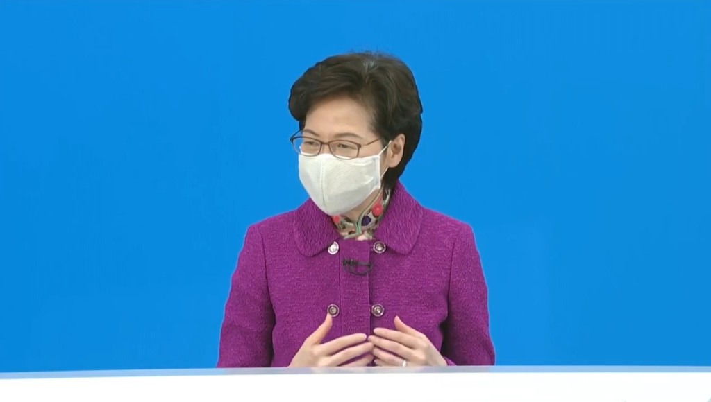 林鄭月娥指政府要繼續保持建屋造地。港台截圖