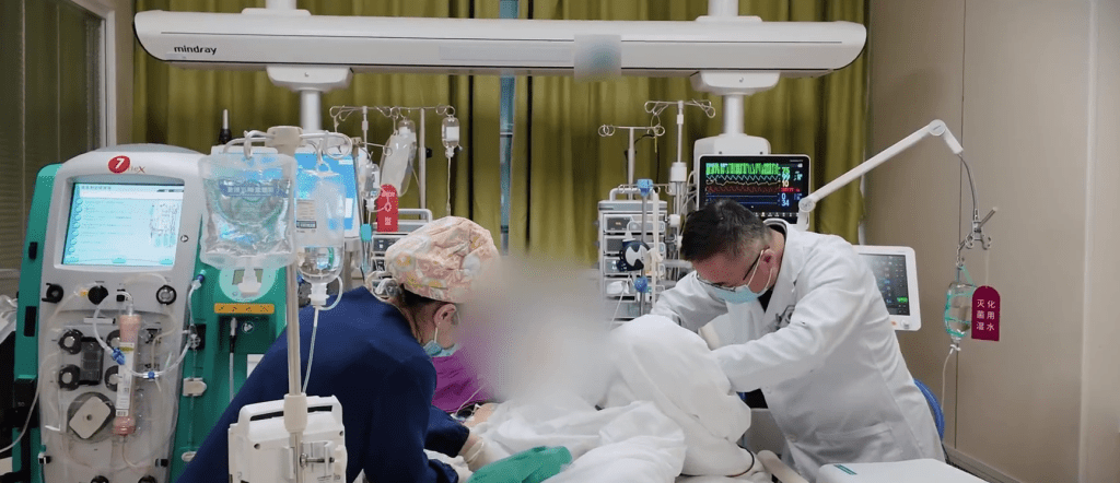 醫護治療現場。 第一現場