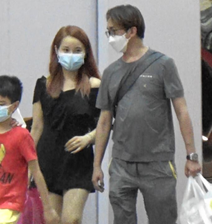 陳小姐早前被傳懷孕,兆尊否認。
