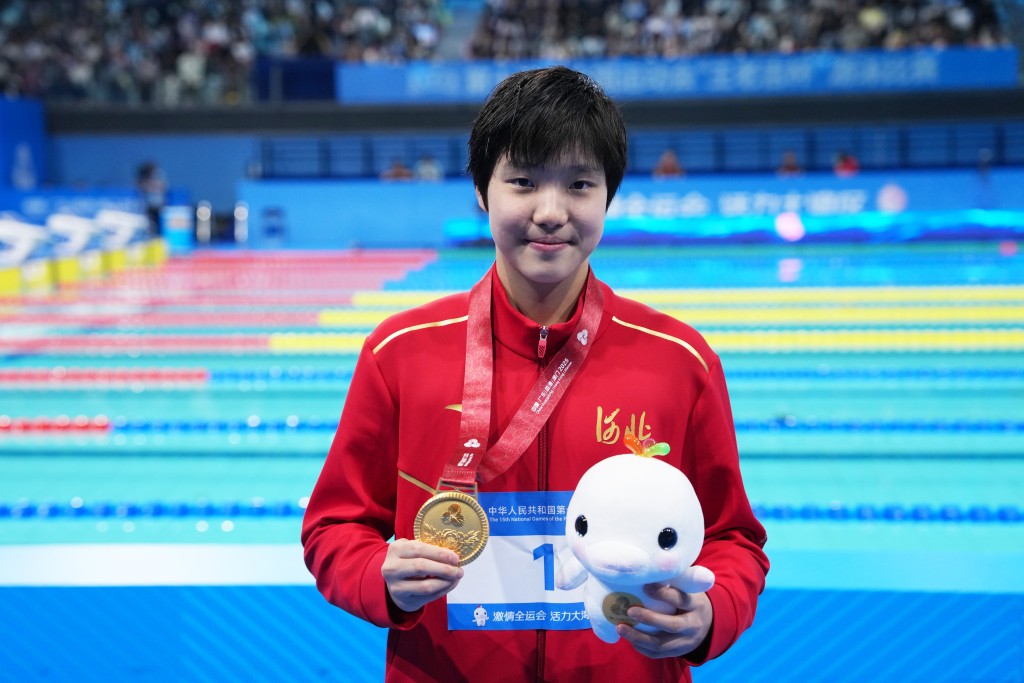 于子迪被游泳雜誌選為年度最佳年輕泳手。新華社