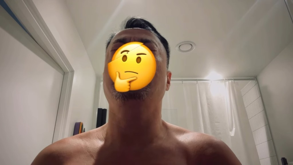 王喜接着用一個思考的emoji遮樣。 王喜接着用一個思考的emoji遮樣。