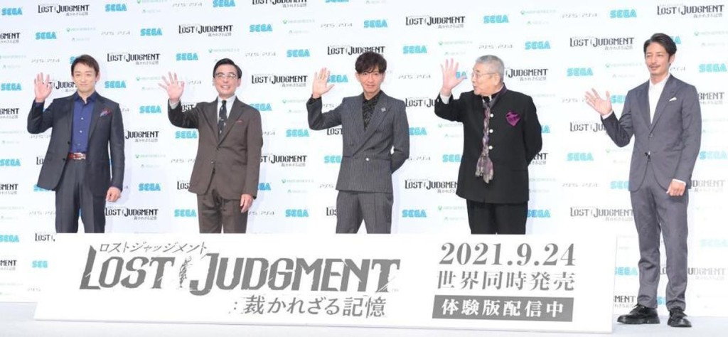 木村（中）、玉木宏（右）及山本耕史（左）為遊戲宣傳。
