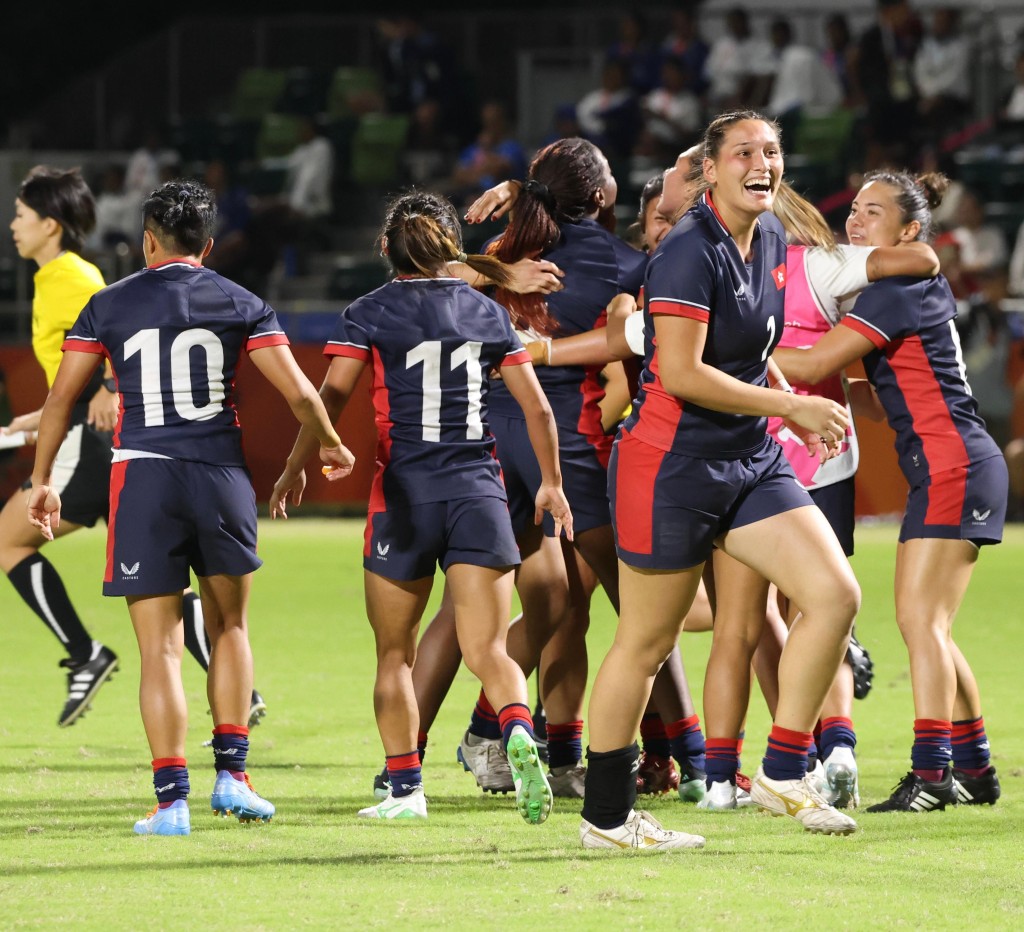 香港女子七欖隊再演7:5勝泰國。 香港女子七欖隊再演7:5勝泰國。