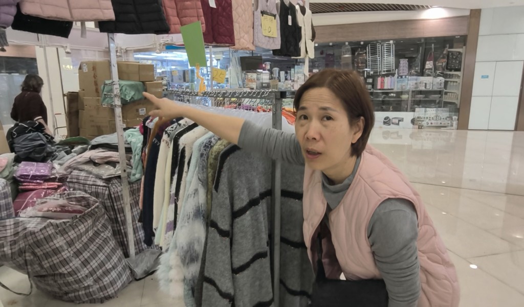 商戶張小姐指損失10萬元貨物。