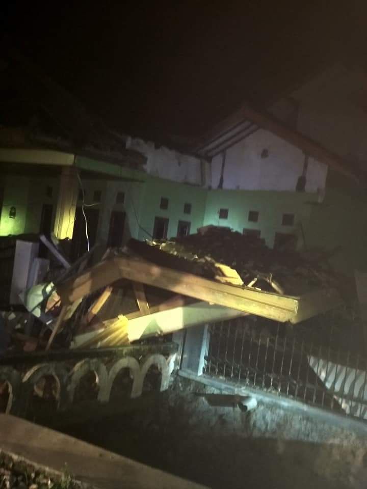 印尼发生强烈地震。网上图片