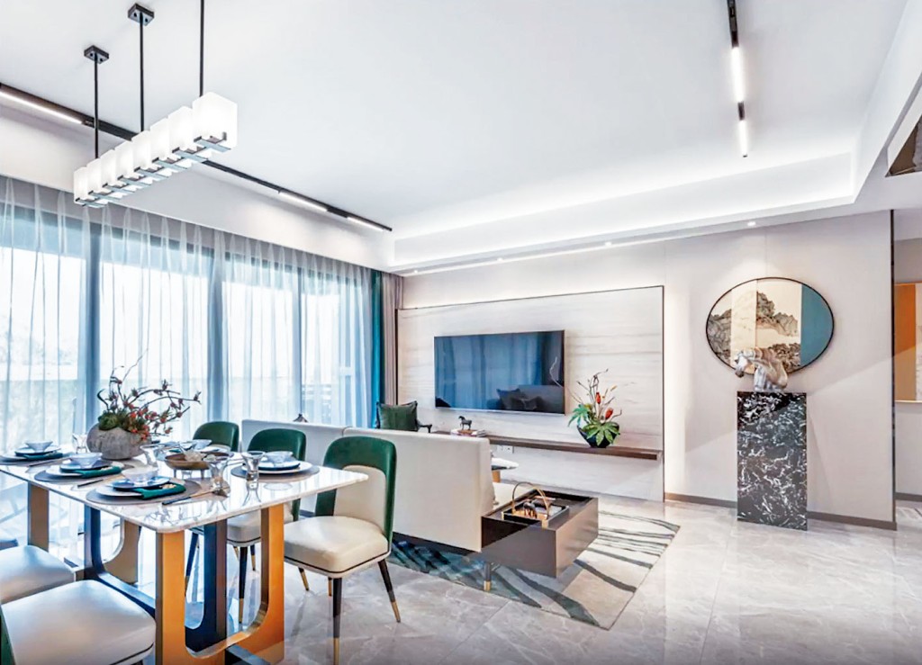 肇庆香港城提供2房至4房间隔，户型多元。