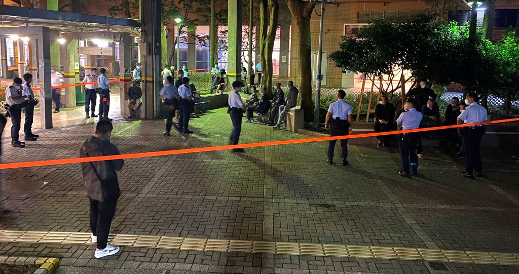  警方圍封現場調查。