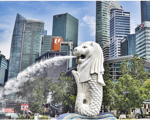 港星兩地的「旅遊氣泡」原定去年11月開展，但因香港當時爆發第四波疫情而急煞停。AP資料圖片
