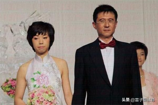 今年41歲的前國家乒乓球女將張怡寧，早於2009年與48歲原籍北京的香港商人徐威結婚。