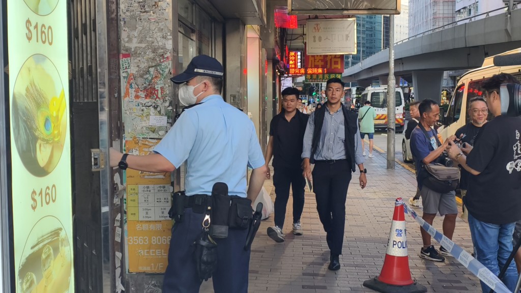探員到場調查。