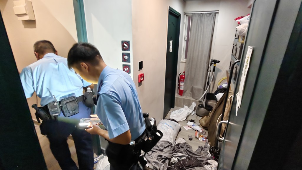 警方到場調查。黃文威攝 警方到場調查。黃文威攝