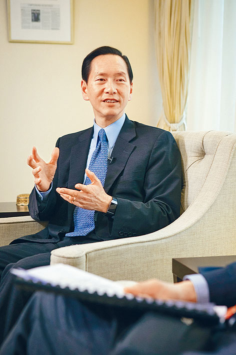 ■行政會議召集人陳智思表示，暫未聽聞特首會是資審會成員。