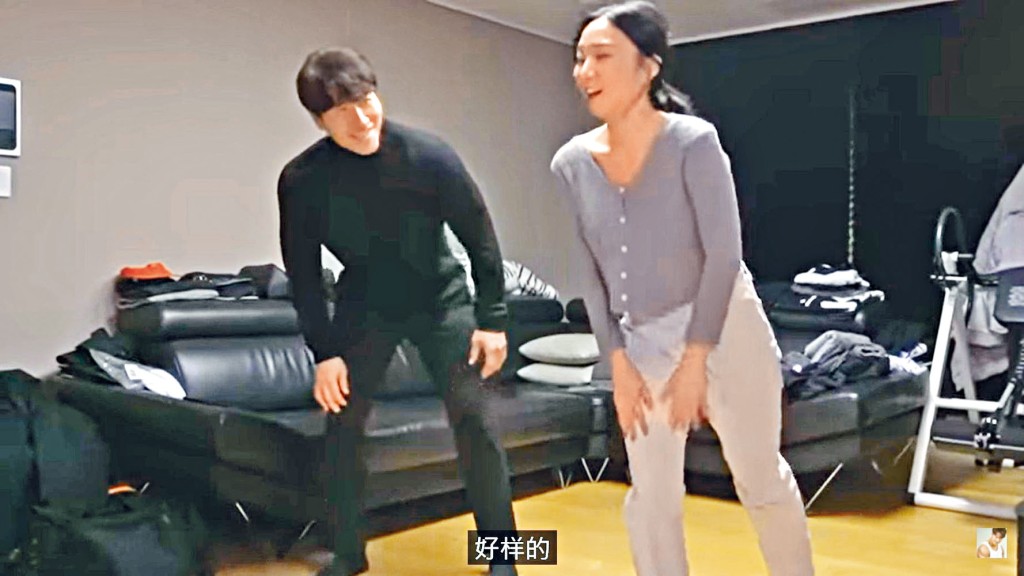 吃喝玩樂後，金鍾國要侄女們跟他學健身。