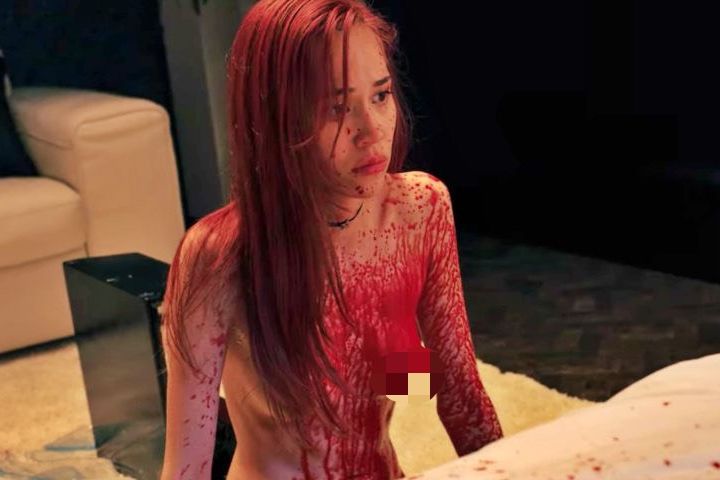 4月上架的Netflix日本驚悚同志電影《彼女》，水原喺戲中有露點鏡頭。