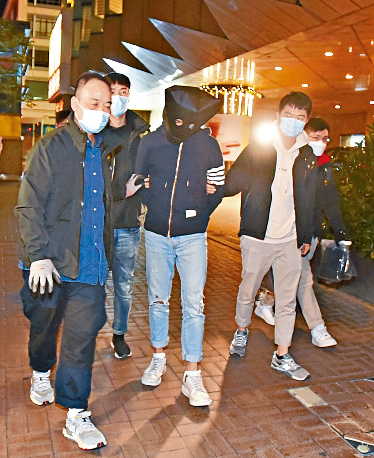 集團涉嫌操控援交少女行劫，警方拘捕涉案人士。