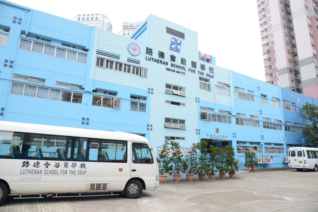 被告游昇浩為路德會啟聾學校前助理教師。