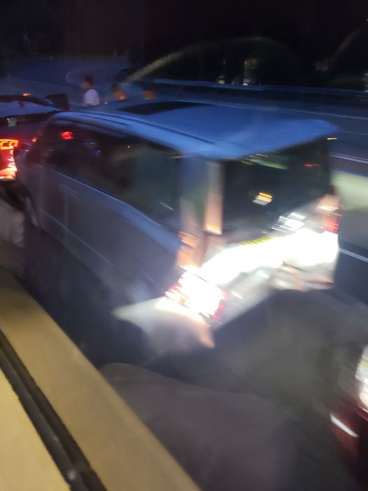 獅子山隧道往沙田有2車相撞。香港突發事故報料區