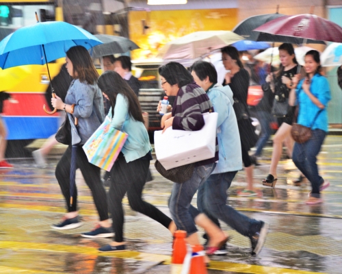 雷暴警告生效。資料圖片