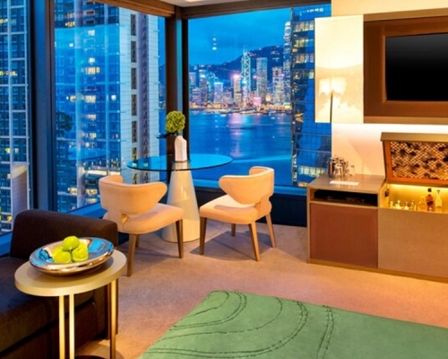 香港W酒店推出限時快閃優惠「夏日漫味狂想」的住宿體驗。酒店網頁圖片