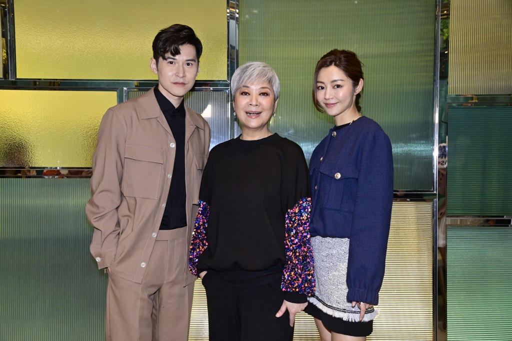 陳家樂、金燕鈴與衛詩雅今日（10日）到尖沙咀為電影《不日成婚2》宣傳。