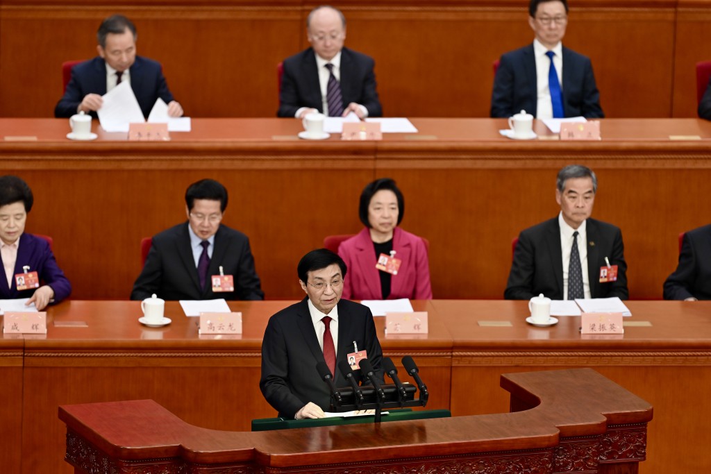 中共中央政治局常委、全國政協主席王滬寧發表工作報告。 中共中央政治局常委、全國政協主席王滬寧發表工作報告。