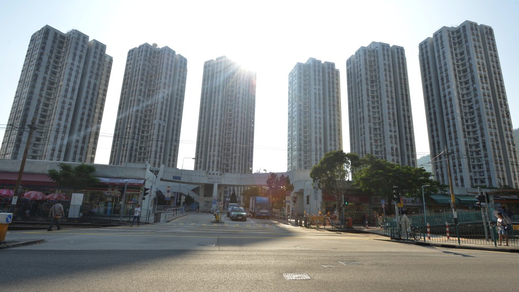 屯門美樂花園女住戶燒傷臉送院 疑噴火槍燒豬肉時故障搶火。資料圖片