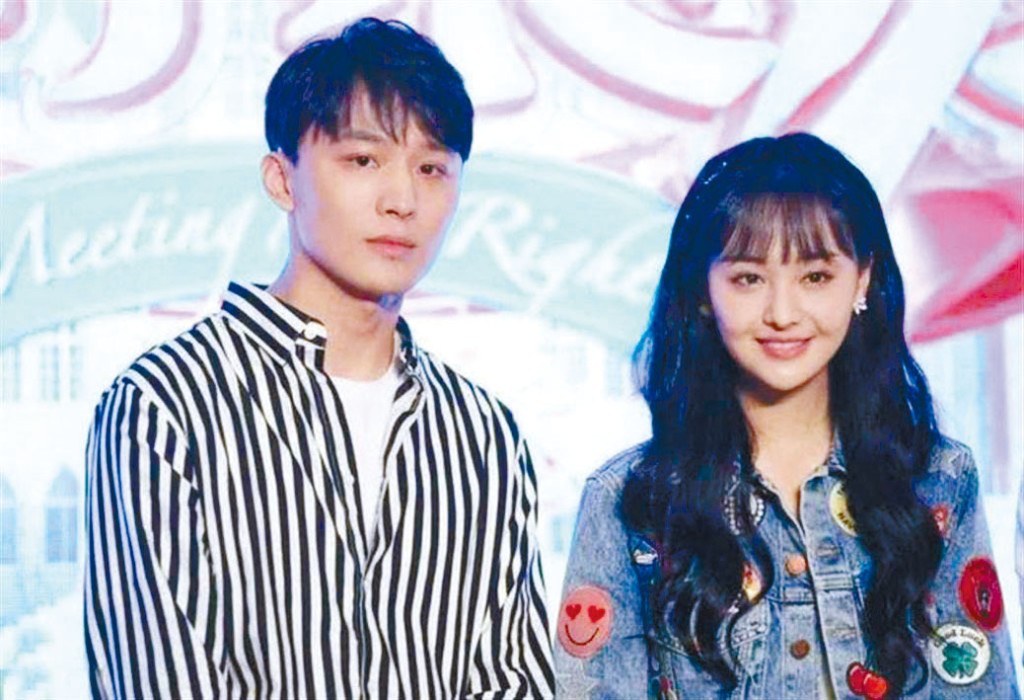 協助鄭爽（右）逃稅，張恒（左）被罰逾三千萬元。