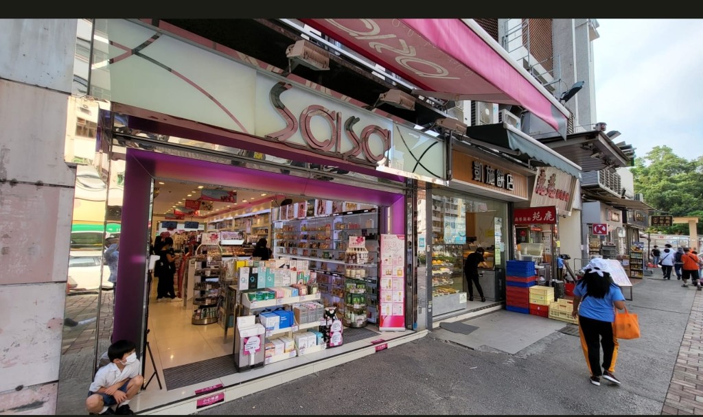 凱施餅店及相關人士連環沽鋪,,大圍道55至65號金禧花園地下9號鋪,作價8200萬。