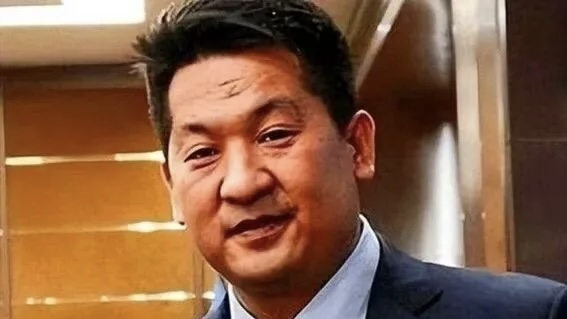 佘智江涉人口販賣在泰國被捕。 佘智江涉人口販賣在泰國被捕。