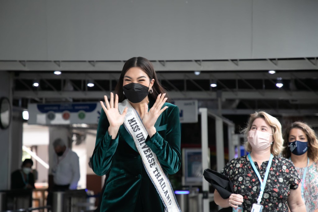 泰国环球小姐冠军Anchilee Scott-Kemmis (Facebook)