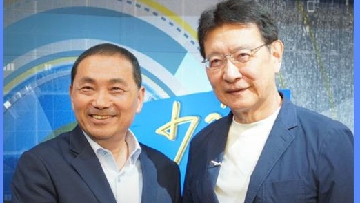 赵少康(左)和侯友宜关系密切。