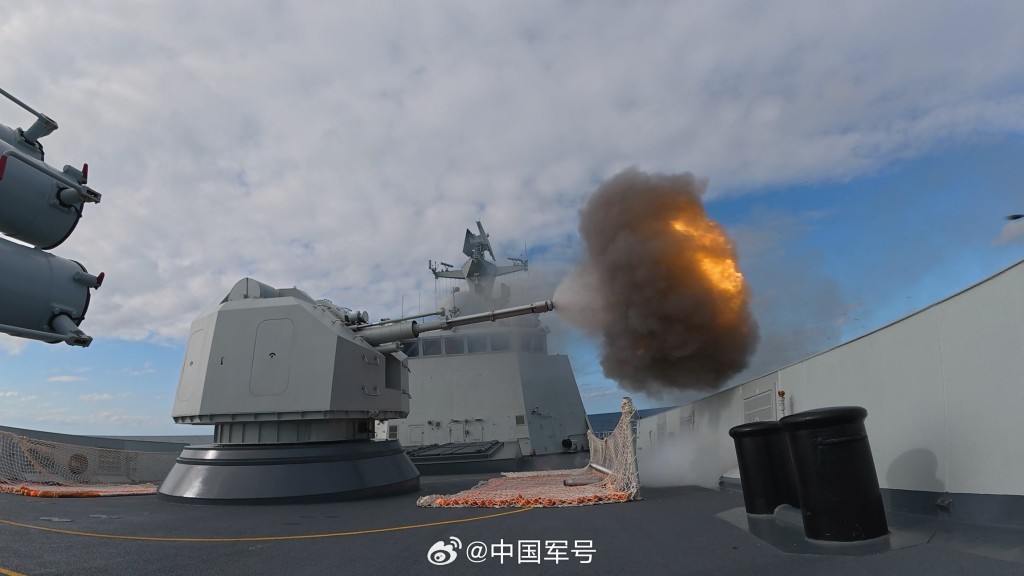 東部戰區展示在台海的實彈演習情況。