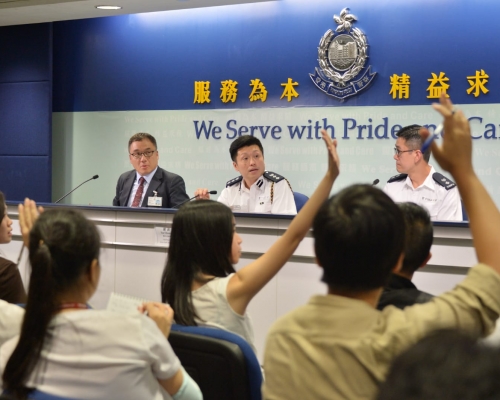 警方交代搜出鐳射槍案。