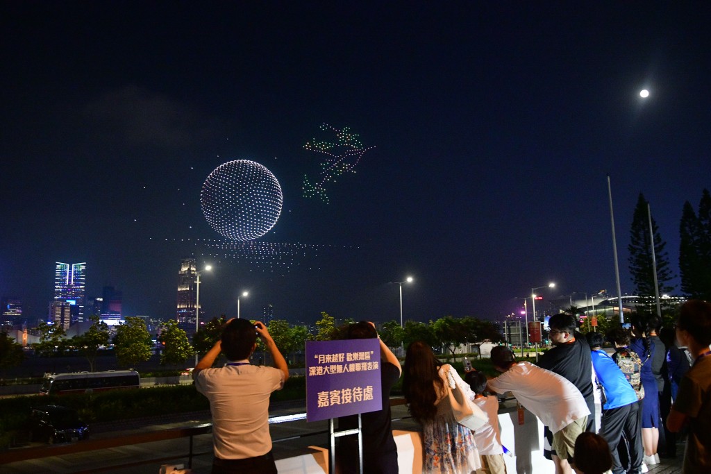 旅发局会在中秋节正日于湾仔呈献中秋节无人机表演。资料图片