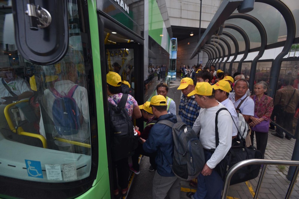 旅客約5分鐘內便可上車。梁譽東攝