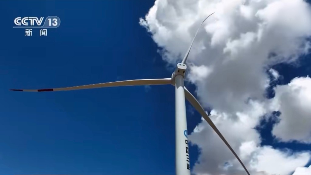 措美哲古风电场最大单机容量达到3.6兆瓦。 微博