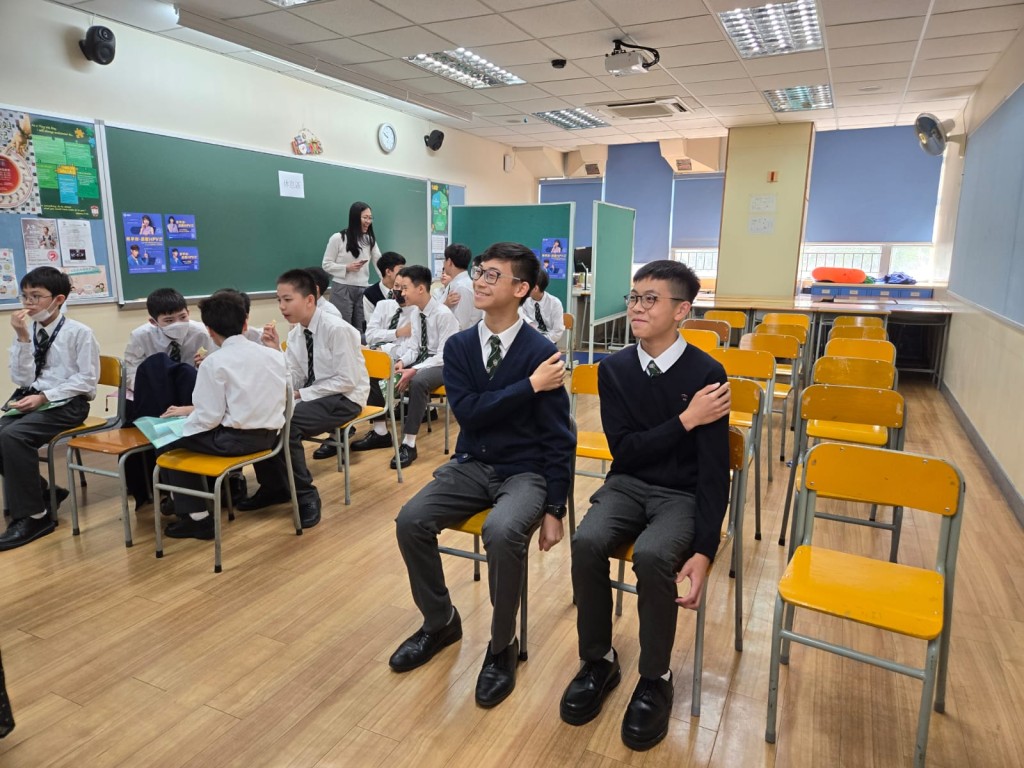 今次計劃屬自願性質。 學校提供 今次計劃屬自願性質。 學校提供