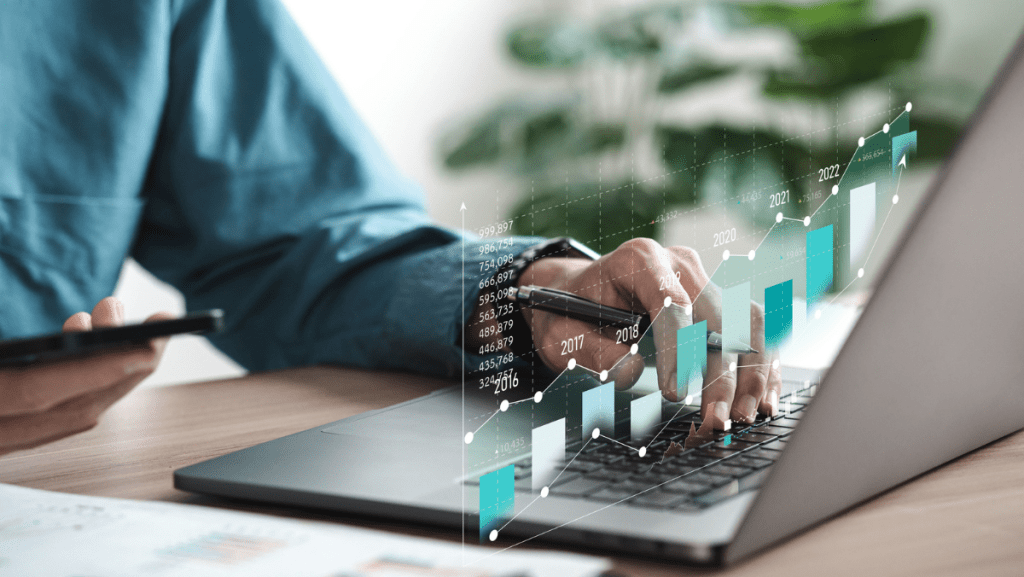 去年散戶投資回報媲美對沖基金 富途：客戶平均賺23.2%贏標指