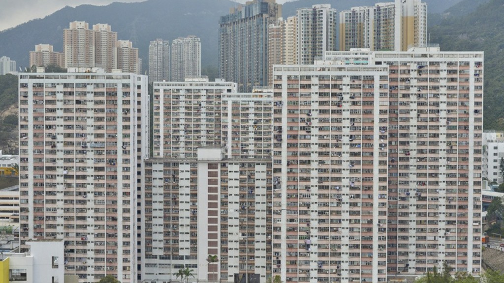 彩雲邨多座上榜,今亦有部分大廈被納入圍封。資料圖片