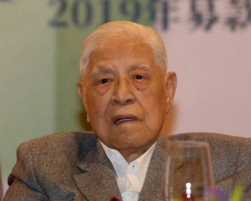 98歲的台灣的前總統李登輝今年2月因喝牛奶嗆到,住進台北榮民總醫院。