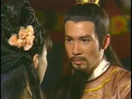 当年陈豪在《帝女花》演崇祯皇帝时，清装打扮的发线仲前过依家。