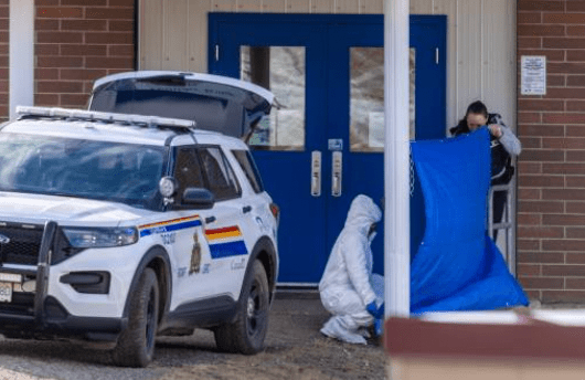 加拿大卑詩省東北部小鎮Tumbler Ridge日前發生嚴重校園槍擊案，連同槍手共9人死亡。法新社